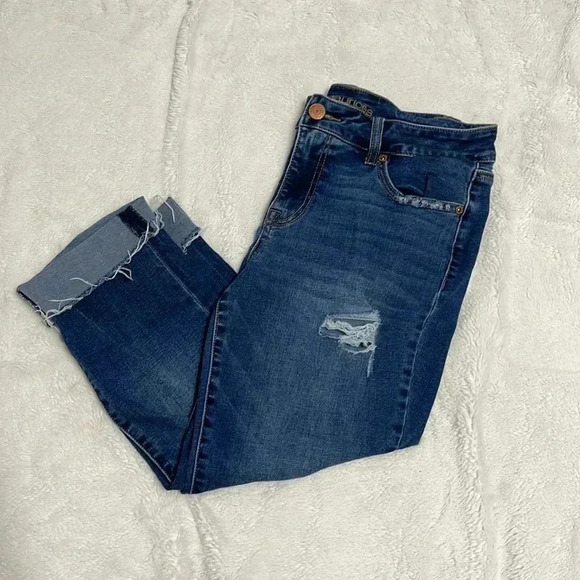 🍁 Maurices Cropped Jeans - Picture 1 of 5